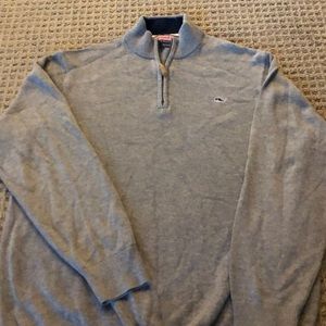 Gray Vineyard Vines 1/4 zip!